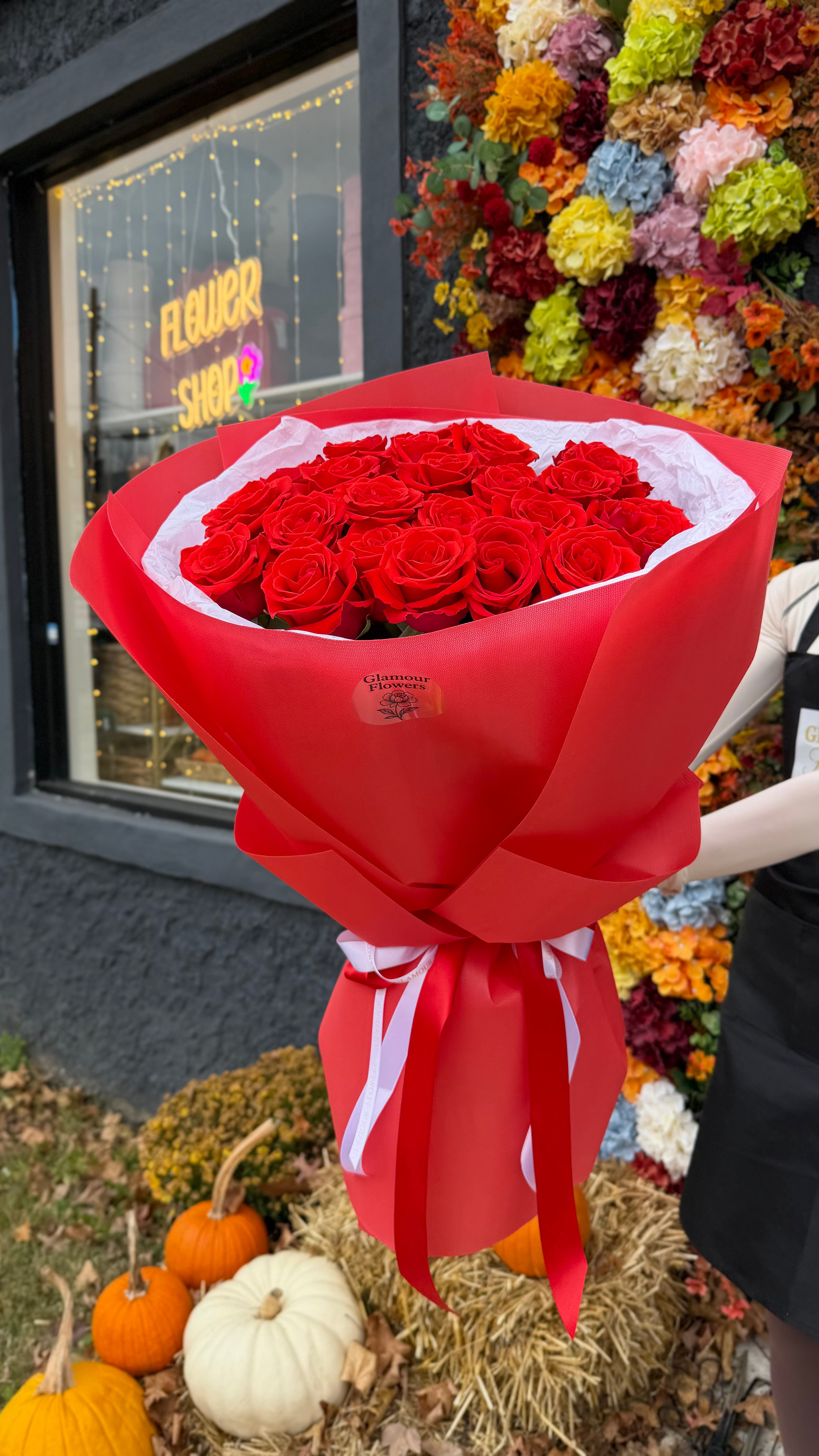 Passion Bouquet — 25 Roses