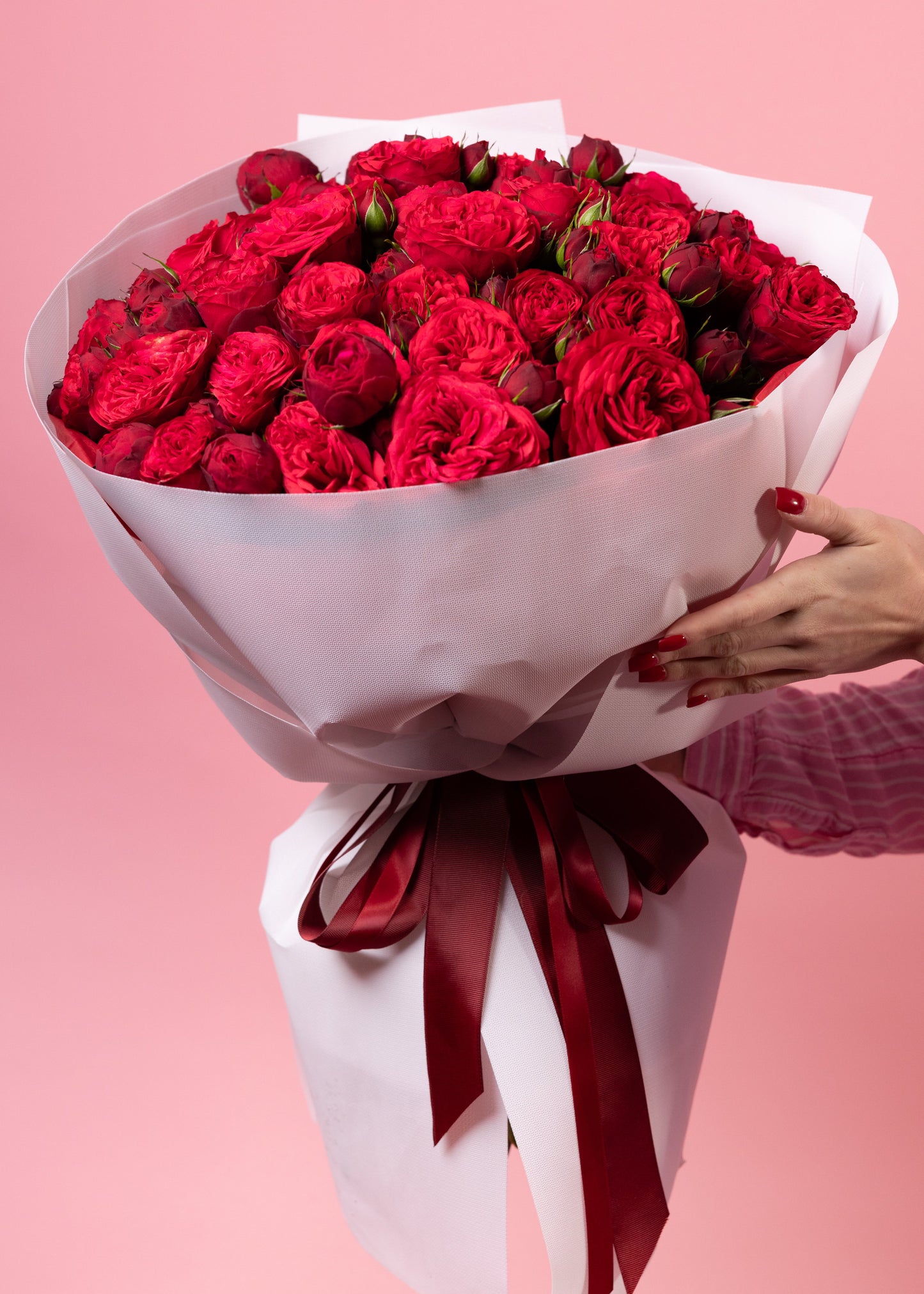 Red Piano Spray Rose Bouquet